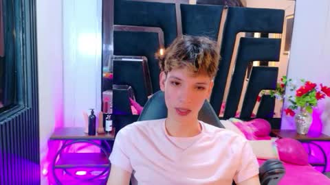 stefany piink online show from March 21, 1:16 pm