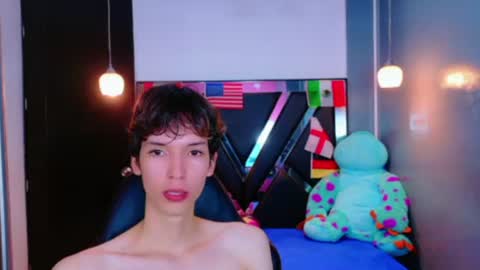 stefany piink online show from July 3, 12:10 pm