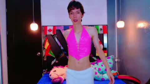 stefany piink online show from July 4, 3:05 pm