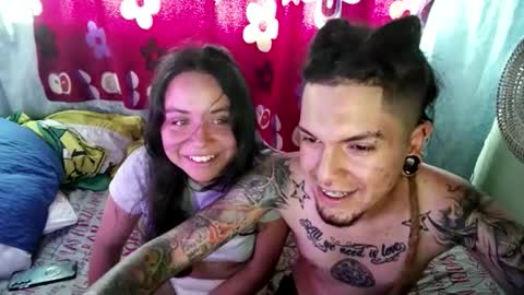 steffandjoshh420 online show from January 9, 9:20 pm