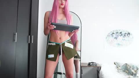 Stef online show from October 31, 5:24 pm