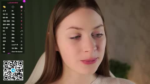 Stella online show from November 26, 10:45 am