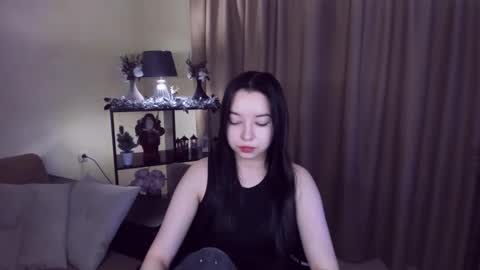 StellaCharm online show from January 13, 12:35 pm