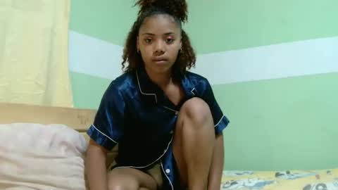 stellah2555 online show from June 5, 6:02 pm