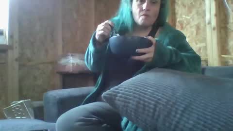 Stella online show from January 11, 3:40 pm