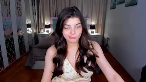 StellaRainbow online show from March 6, 10:36 am