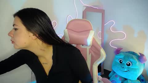 Emma online show from January 7, 10:53 am