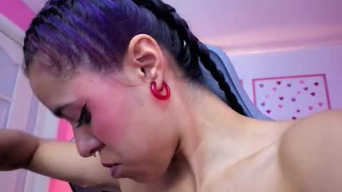 Stephania online show from December 17, 12:45 pm