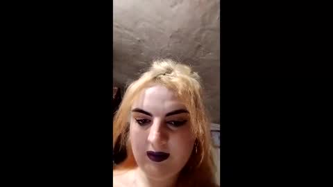 Stephany online show from March 30, 8:53 pm