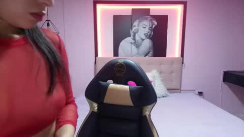 stephany_rodriguez_ online show from February 24, 12:26 pm