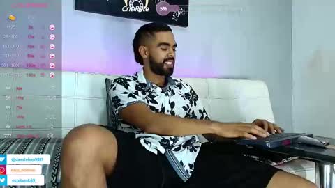 Snapshot of stephenbrown_ chatting on February 24, 1:24 am ................ online show from February 24, 1:24 am