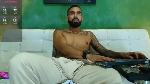    ................     online show from April 7, 3:19 am