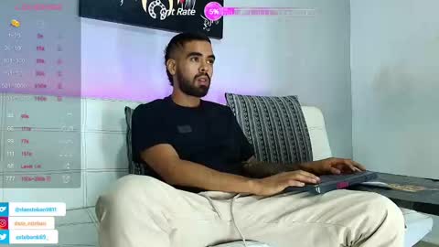 Snapshot of stephenbrown_ chatting on February 23, 12:41 am ................ online show from February 23, 12:41 am