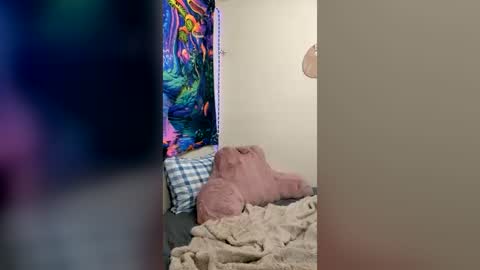 stephielynnnnn online show from June 21, 2:56 pm