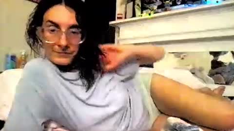 stephielynnnnn online show from March 17, 12:15 am