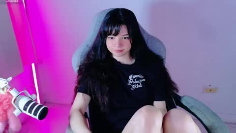 stephy online show from June 3, 9:42 pm