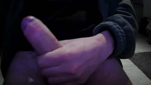 Snapshot of steve9925 chatting on February 7, 10:50 am steve9925 online show from February 7, 10:50 am