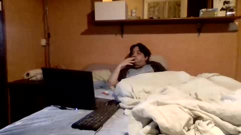 Snapshot of stevefromfrance chatting on February 12, 11:18 am stevefromfrance online show from February 12, 11:18 am