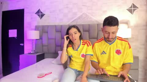 stevenandlaura_ online show from June 2, 4:47 am