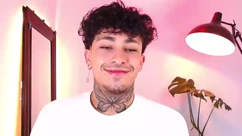 Daniel Steven Navarro online show from April 6, 5:36 pm