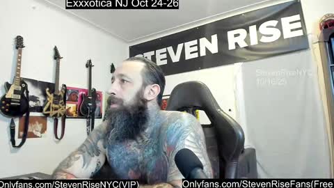 Snapshot of stevenrisenyc chatting on October 17, 1:42 am StevenRiseNYC online show from October 17, 1:42 am