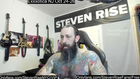 Snapshot of stevenrisenyc chatting on October 19, 1:54 am StevenRiseNYC online show from October 19, 1:54 am