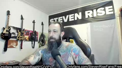 Snapshot of stevenrisenyc chatting on October 7, 11:17 am StevenRiseNYC online show from October 7, 11:17 am