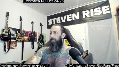 Snapshot of stevenrisenyc chatting on October 14, 1:19 am StevenRiseNYC online show from October 14, 1:19 am