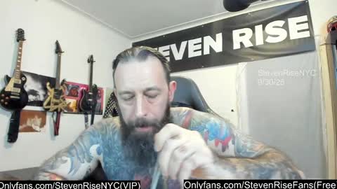 Snapshot of stevenrisenyc chatting on September 30, 11:37 pm StevenRiseNYC online show from September 30, 11:37 pm