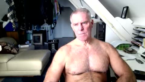 stevetwo online show from February 2, 12:34 pm