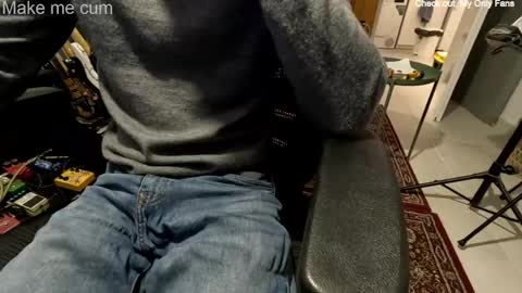 stevie_grey online show from May 6, 6:47 pm