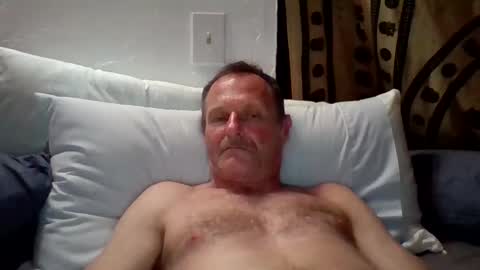 Snapshot of steviehard7 chatting on September 17, 2:26 am steviehard7 online show from September 17, 2:26 am