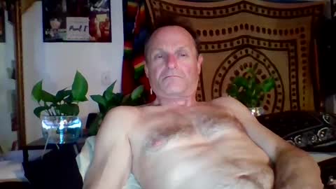 Snapshot of steviehard7 chatting on February 23, 6:38 am steviehard7 online show from February 23, 6:38 am