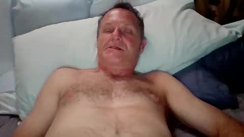 Snapshot of steviehard7 chatting on October 13, 9:00 am steviehard7 online show from October 13, 9:00 am
