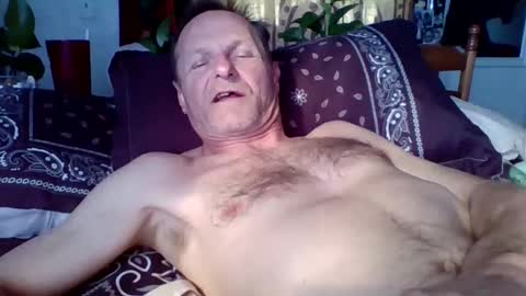Snapshot of steviehard7 chatting on February 20, 10:59 pm steviehard7 online show from February 20, 10:59 pm