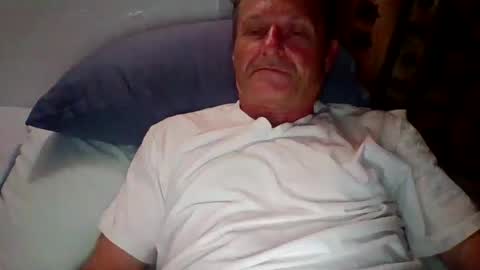 Snapshot of steviehard7 chatting on October 16, 7:08 am steviehard7 online show from October 16, 7:08 am
