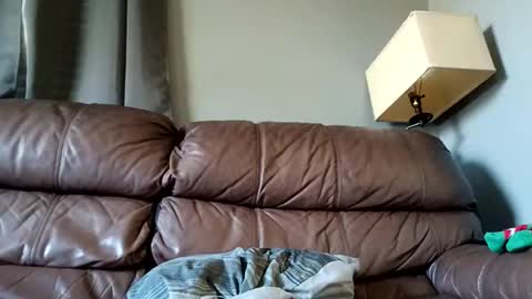 Snapshot of stickyredfunsize chatting on October 31, 5:46 pm stickyredfunsize online show from October 31, 5:46 pm