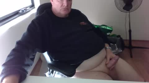 stiffyman55 online show from May 8, 3:01 am