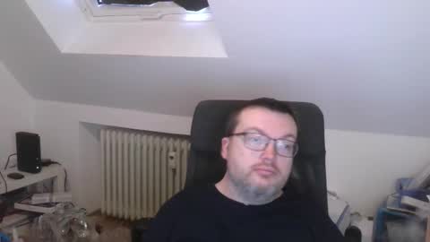 Oliver online show from January 12, 7:59 am