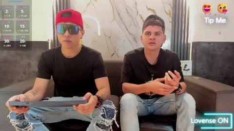 friends online show from May 14, 3:59 am