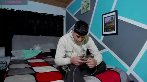 Stiven  online show from February 15, 1:52 am