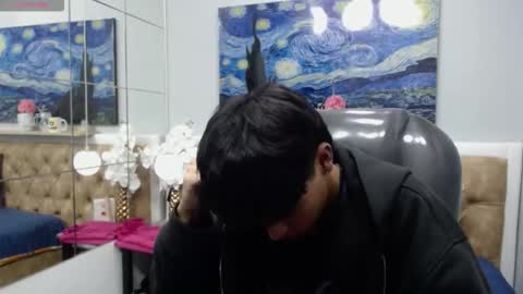 Stiwen online show from March 11, 8:45 pm