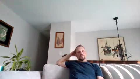 Snapshot of stook4 chatting on October 6, 9:43 pm LifestyleMan313 online show from October 6, 9:43 pm