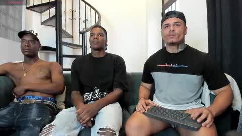 straight__friends online show from January 18, 1:53 pm