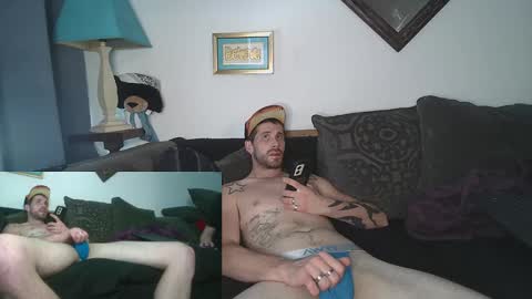 Snapshot of straitpipermann22 chatting on September 27, 8:39 pm straitpipermann22 online show from September 27, 8:39 pm