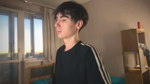 Ray online show from February 15, 3:22 pm