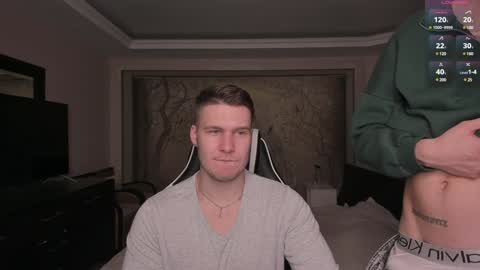 Snapshot of stranggee chatting on January 22, 7:34 pm Artem online show from January 22, 7:34 pm