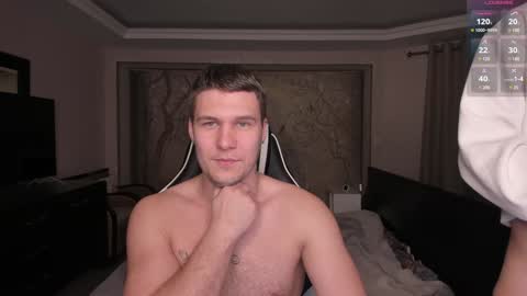 Snapshot of stranggee chatting on January 13, 10:35 pm Artem online show from January 13, 10:35 pm