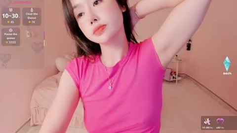 strawberry_loveee online show from September 12, 3:25 pm