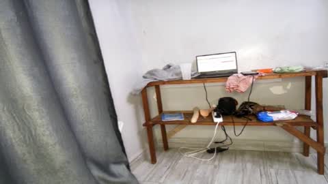 streetlioness online show from November 24, 5:00 pm